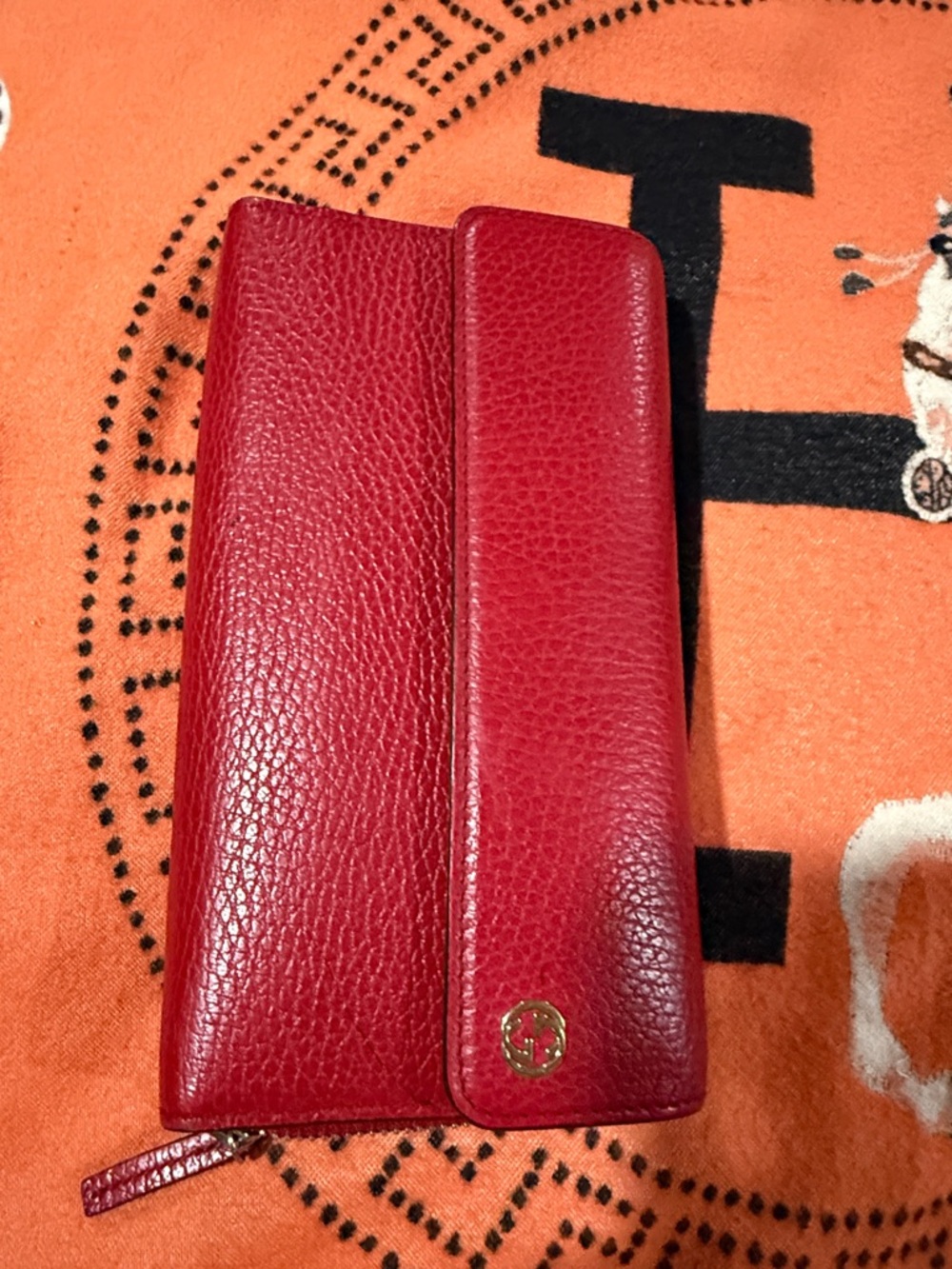 Red Leather Gucci Continental Wallet - Women's Accessories